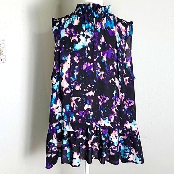 Boutique Sleeveless Colorful Top, Ruffled Stand-up Collar with Tie, Size 2X - Picture 6 of 9